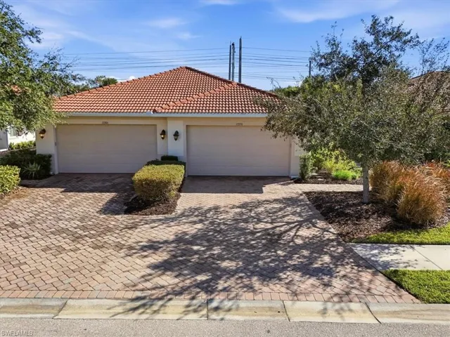13390  Kent  ST, Naples, FL 34109
