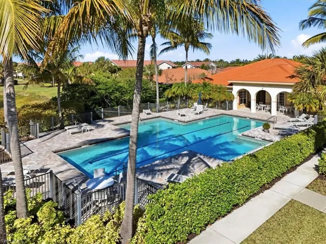 13390  Kent  ST, Naples, FL 34109