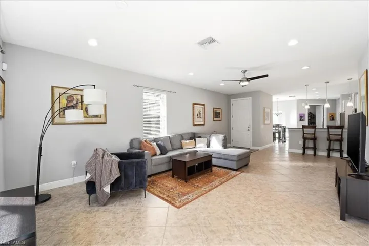 13390  Kent  ST, Naples, FL 34109