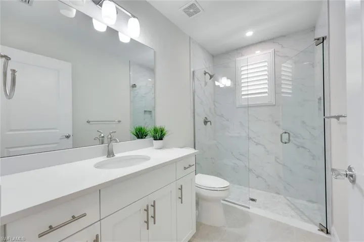 309  Indies W DR, Naples, FL 34114