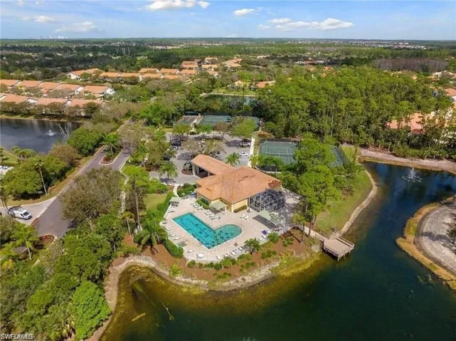 5210  Birmingham  DR, Naples, FL 34110