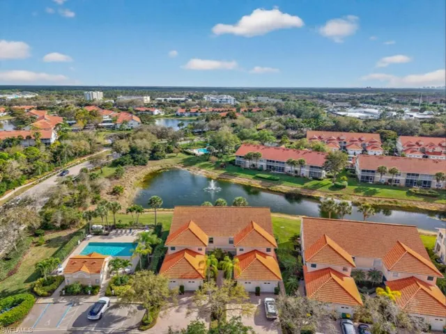 5210  Birmingham  DR, Naples, FL 34110