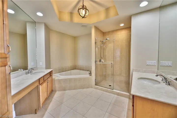 Ensuite master bathroom