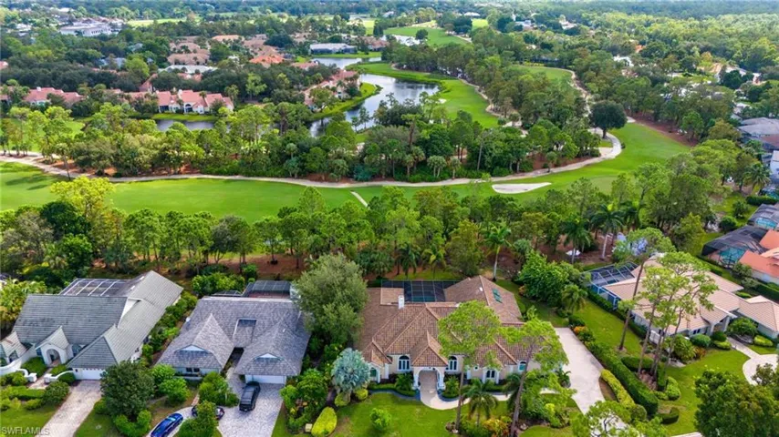 Birds eye view of property with a golf view