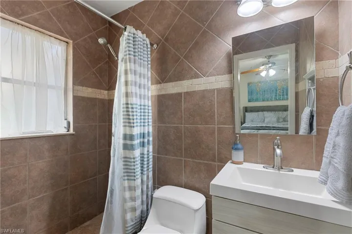 Master Bathrooom