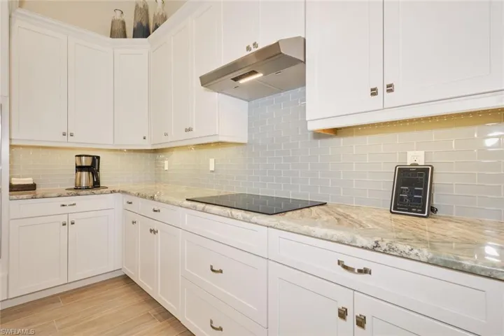 Subway glass tile backsplash