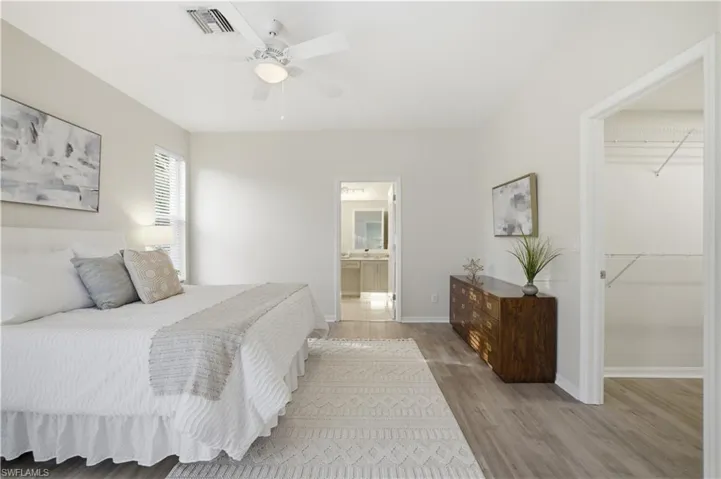 11334 Lakeland Cir, Fort Myers, Florida 33913