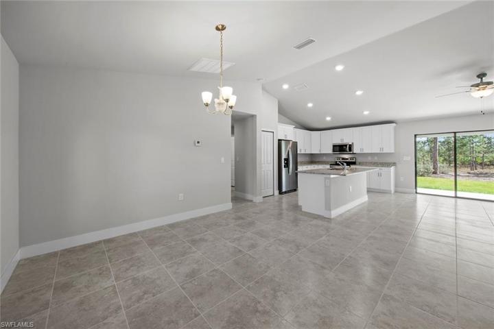 315 Paisley AVE, LEHIGH ACRES FL 33974