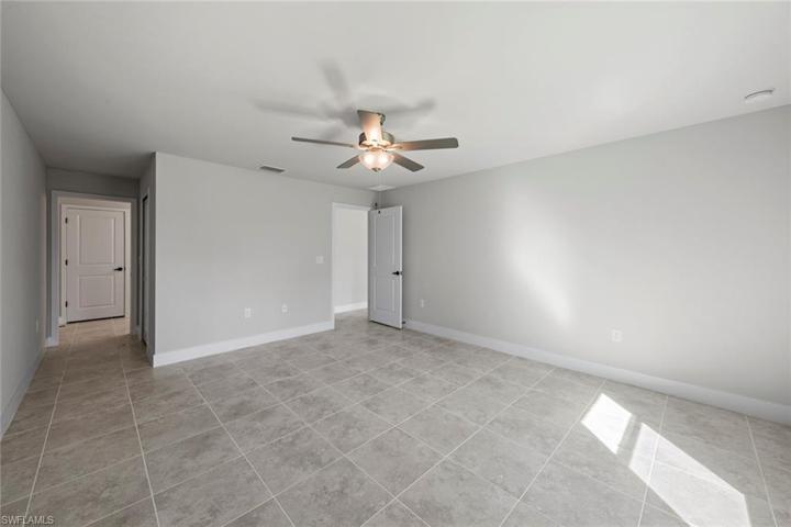 315 Paisley AVE, LEHIGH ACRES FL 33974