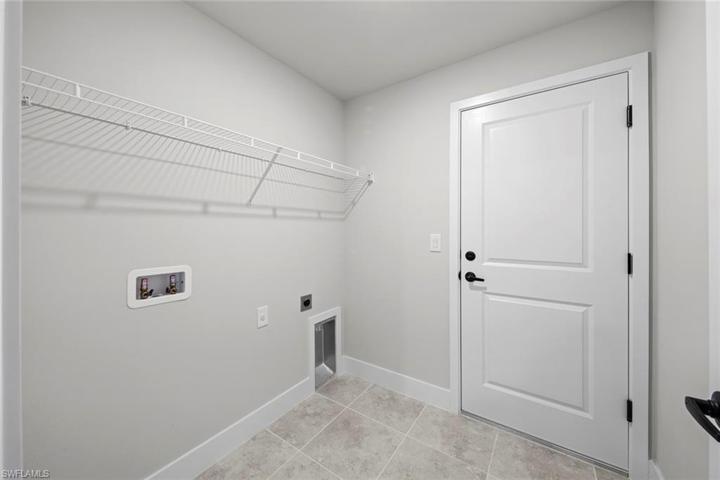315 Paisley AVE, LEHIGH ACRES FL 33974