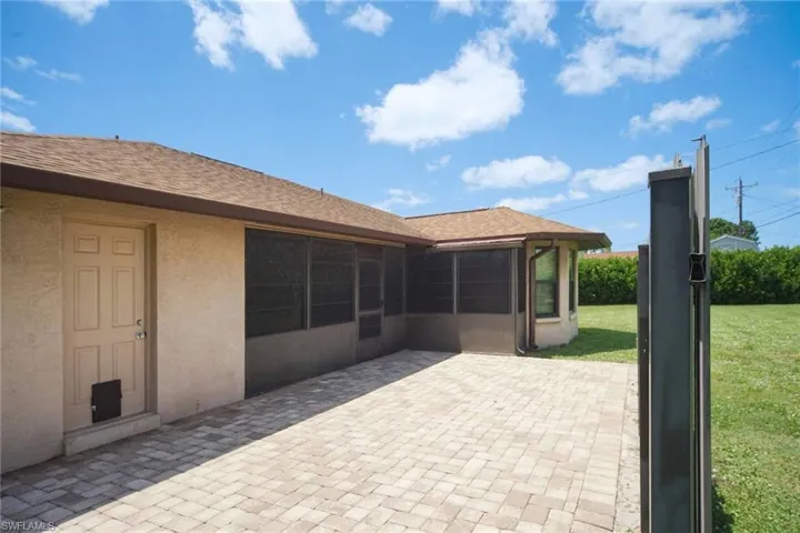 1301 Se 26th Ter, Cape Coral, Florida 33904
