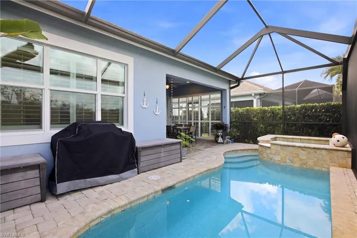 7157 Dominica Dr, Naples, Florida 34113