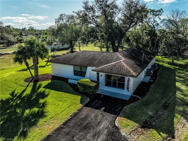 Birds eye view of property