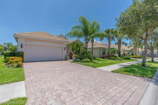 8412 Benelli Ct, Naples, Florida 34114