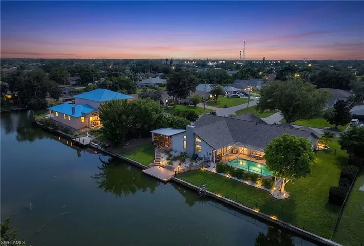 204 Se 20th Pl, Cape Coral, Florida 33990