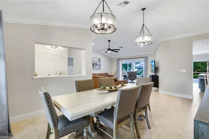 204 Se 20th Pl, Cape Coral, Florida 33990