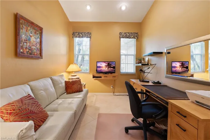 2110  Faliron  RD, North Fort Myers, FL 33917
