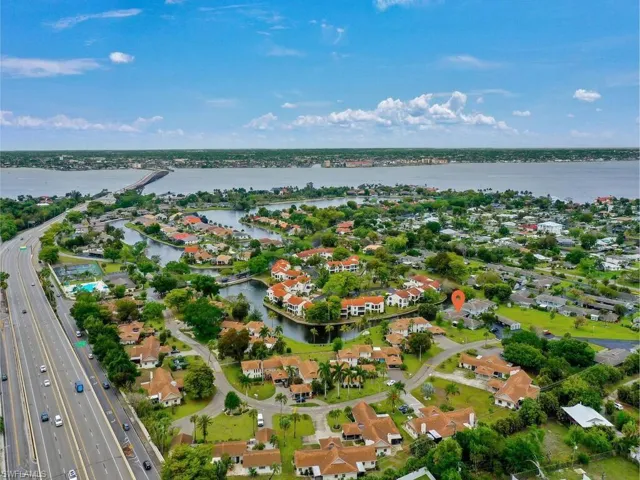 4263 Island Cir D, Fort Myers, Florida 33919
