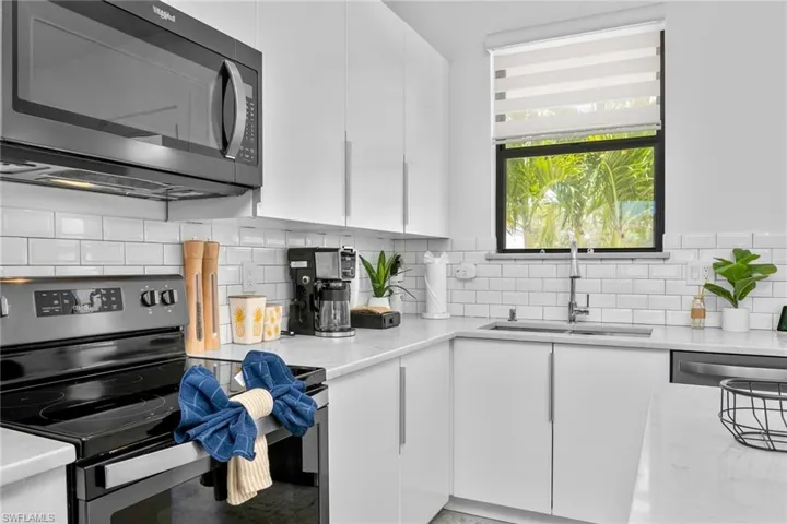 3016 Van Buren Ave, Naples, Florida 34112