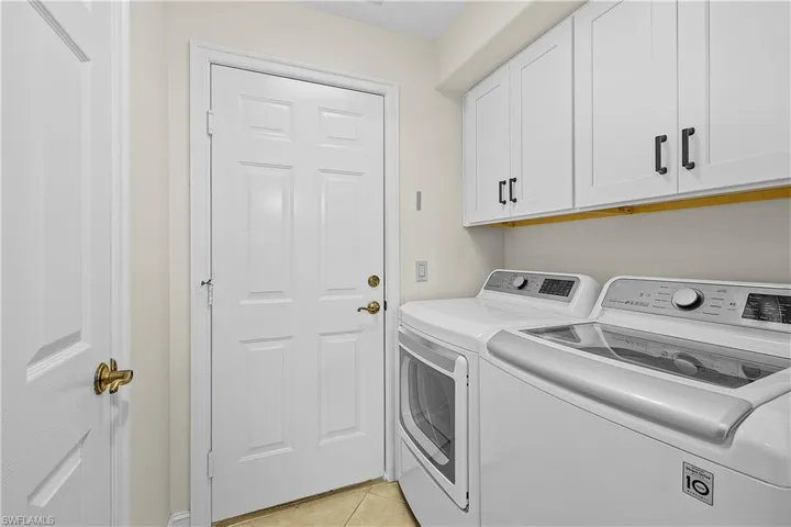 11065 Harbour Yacht Ct #102, Fort Myers, Florida 33908