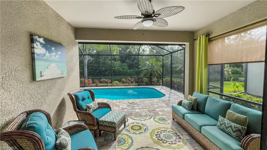 7702  Jacaranda  LN, Naples, FL 34114