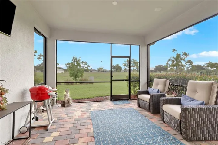 16621 Rolling Rock Blvd, Alva, Florida 33920