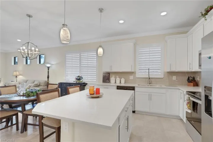 16621 Rolling Rock Blvd, Alva, Florida 33920