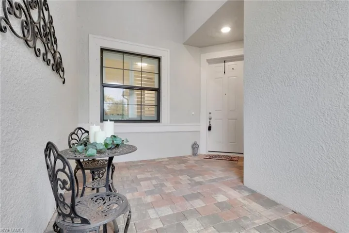 16621 Rolling Rock Blvd, Alva, Florida 33920