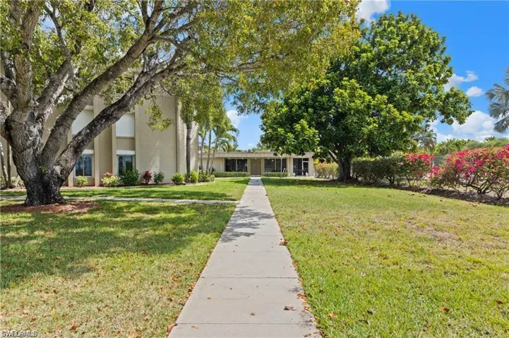Path from pool to clubhouse