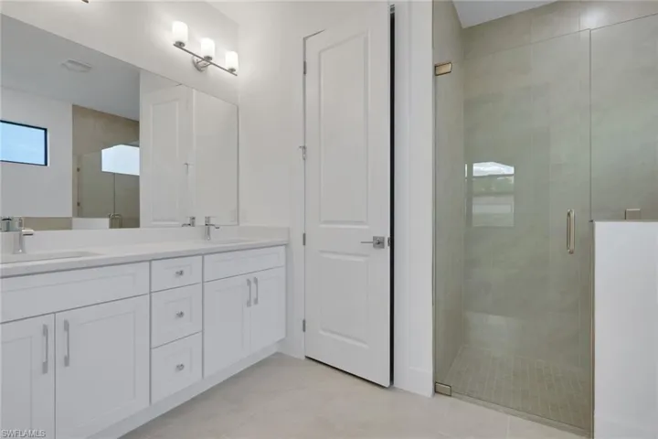 426 Nw 3rd Ter, Cape Coral, Florida 33993