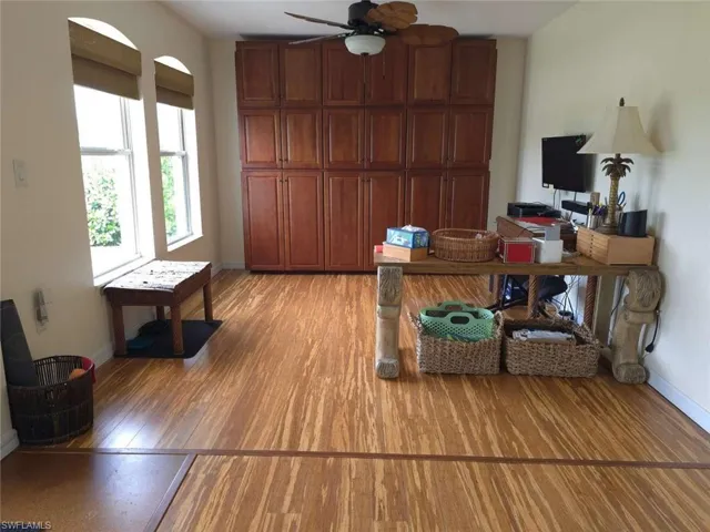 2708 SW 2nd  TER, Cape Coral, FL 33991