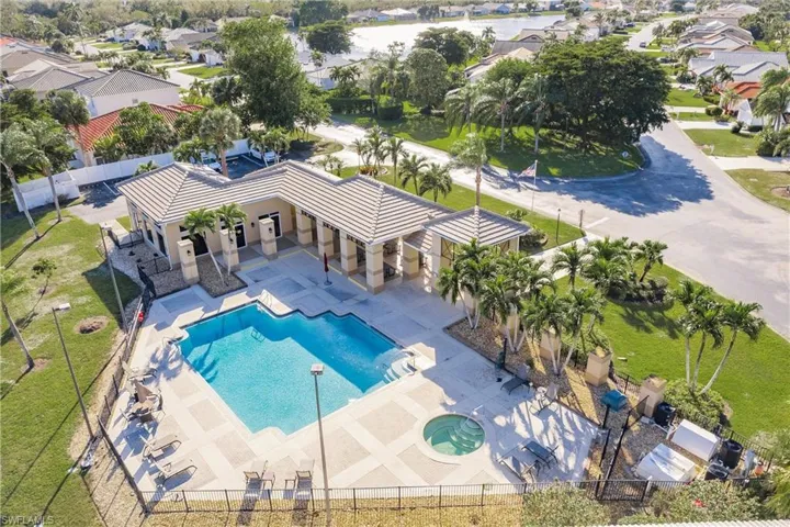 7525 Cameron Cir, Fort Myers Fl 33912