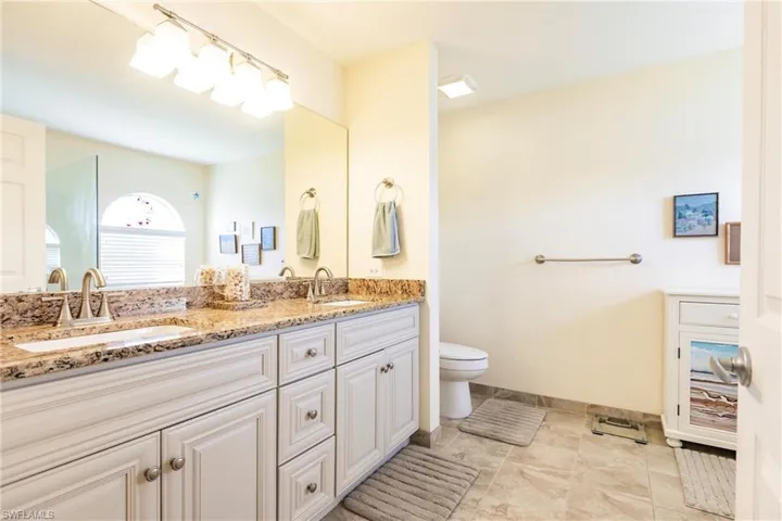 7525 Cameron Cir, Fort Myers Fl 33912