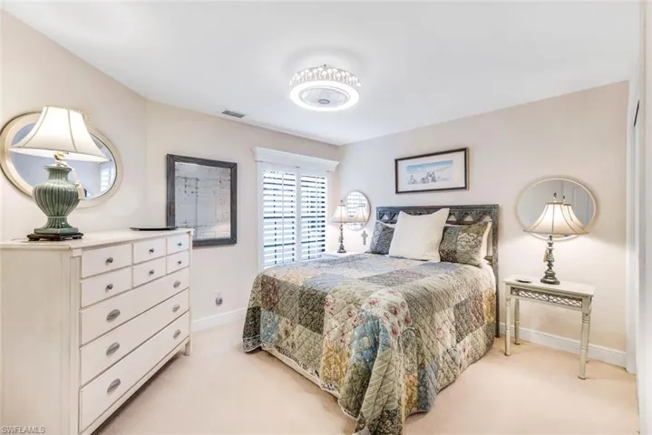 Guest bedroom