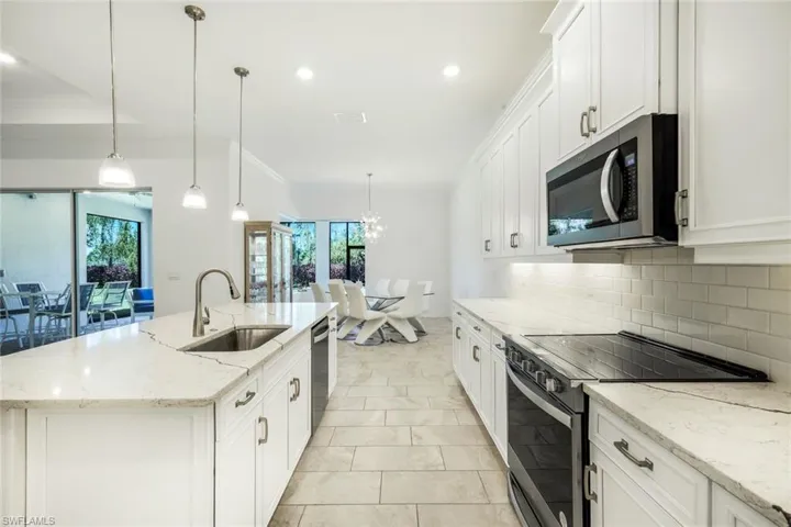 28105 Captiva Shell Loop, Bonita Springs, Florida 34135