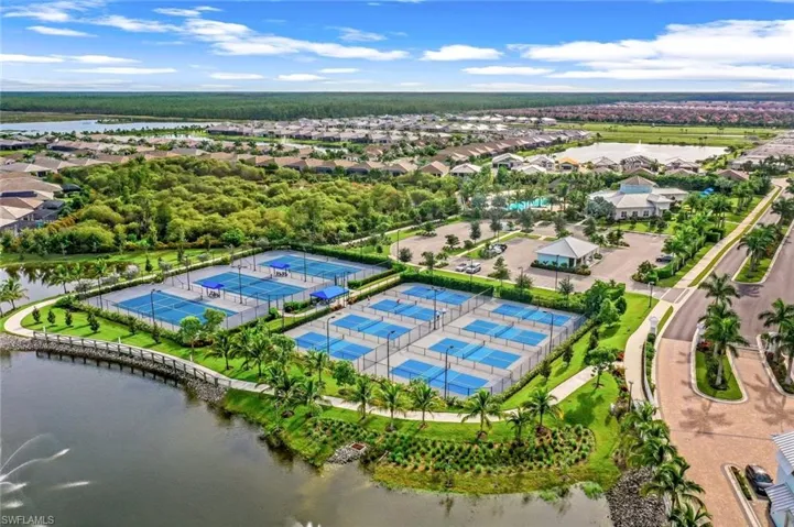 28105 Captiva Shell Loop, Bonita Springs, Florida 34135