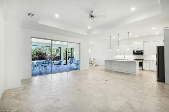 28105 Captiva Shell Loop, Bonita Springs, Florida 34135