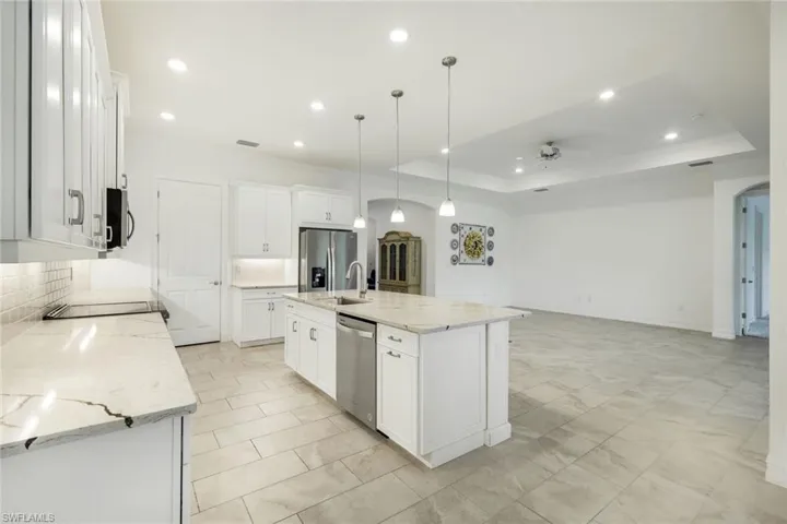 28105 Captiva Shell Loop, Bonita Springs, Florida 34135