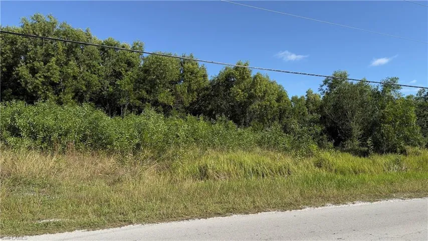 2501 E 10th St, Lehigh Acres, Florida 33936