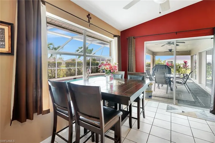 Breakfast area.