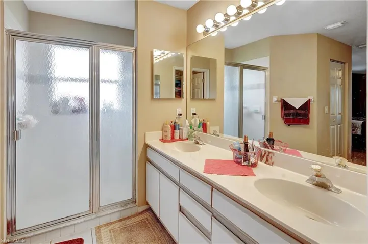 326 Nw 5th St, Cape Coral Fl 33993