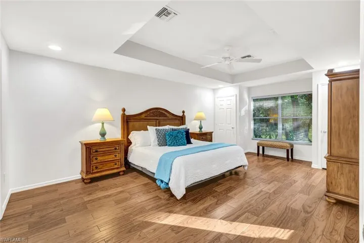 3332  White  BLVD, Naples, FL 34117