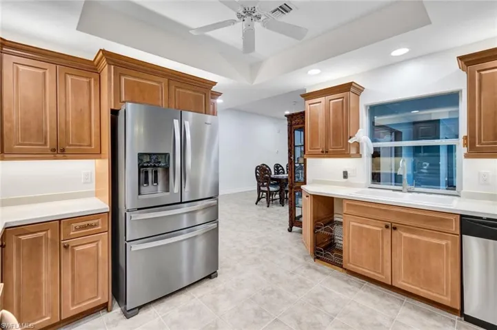 3332  White  BLVD, Naples, FL 34117