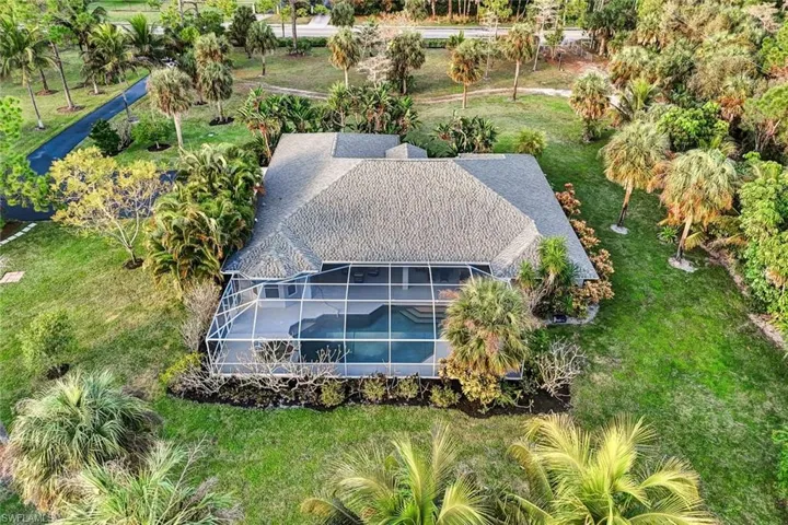 3332  White  BLVD, Naples, FL 34117