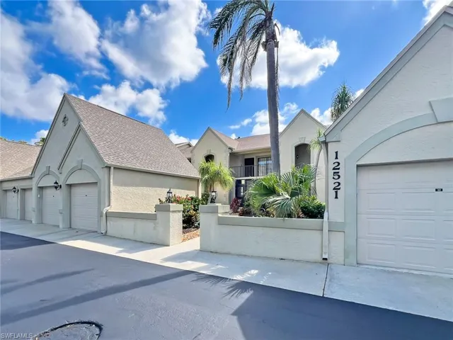 One car detached garages
