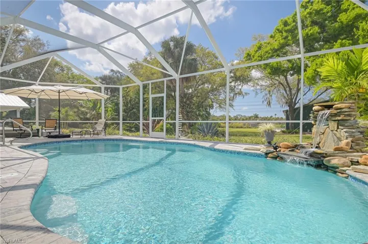 View looking toward the backyard.