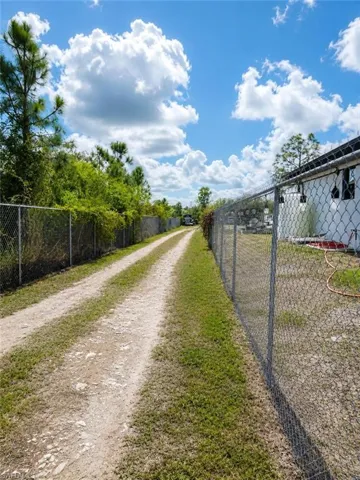 2992  41st NE AVE, Naples, FL 34120