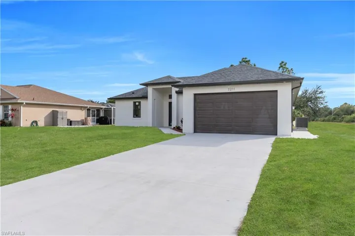 605 E 14th St, Lehigh Acres, Florida 33972