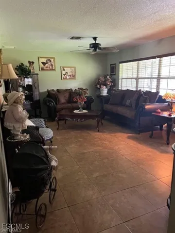 826  B  RD, Labelle, FL 33935
