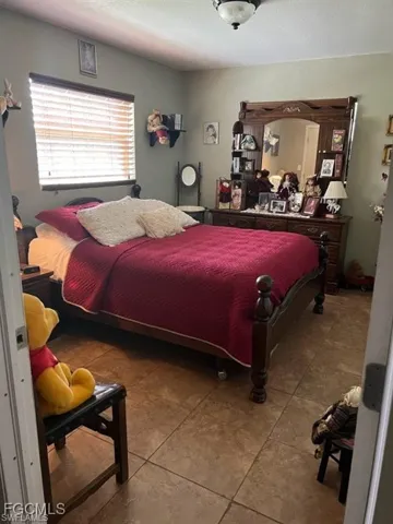 826  B  RD, Labelle, FL 33935